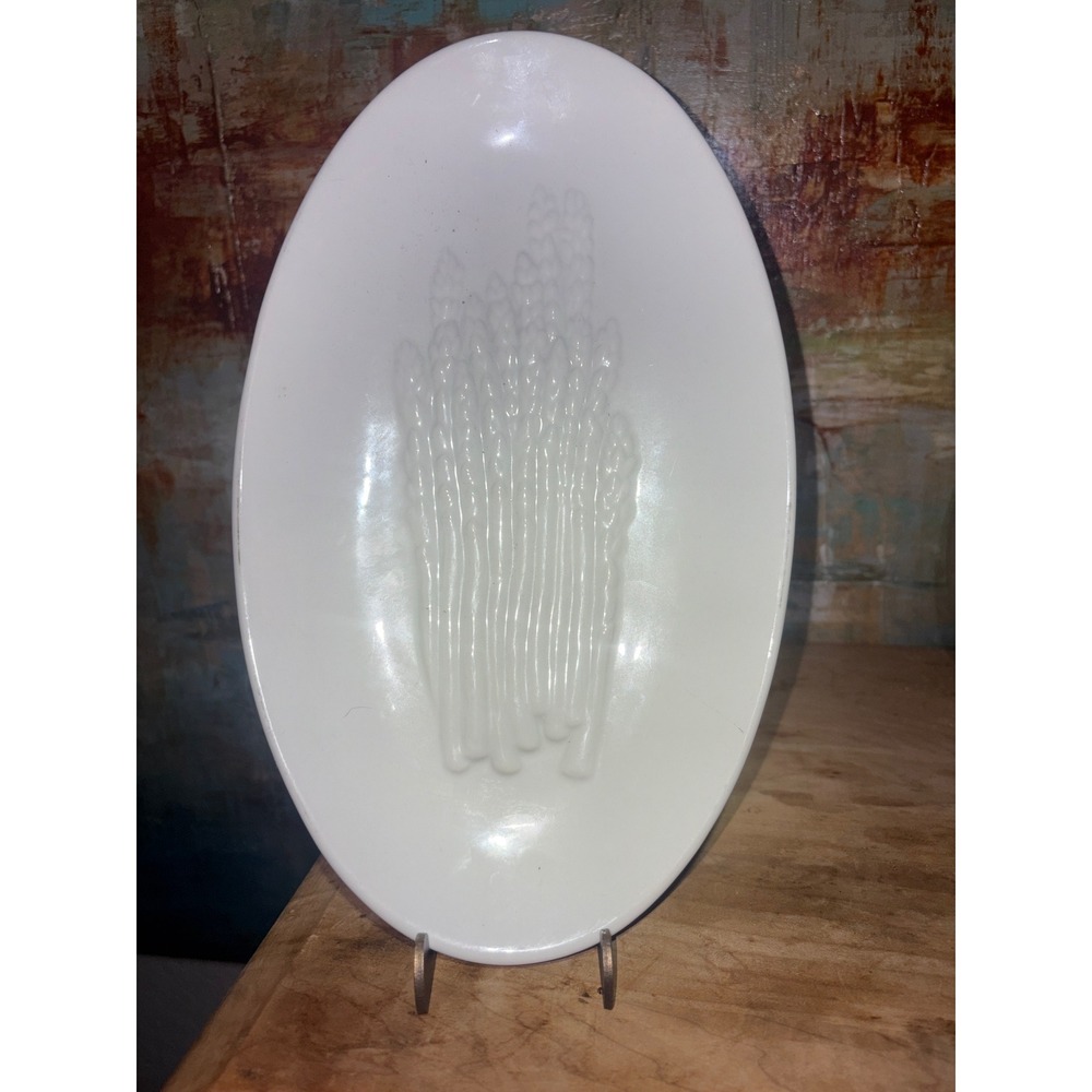 BIA Cordon Bleu White Porcelain Oval Asparagus Embossed Serving Platter 12.5